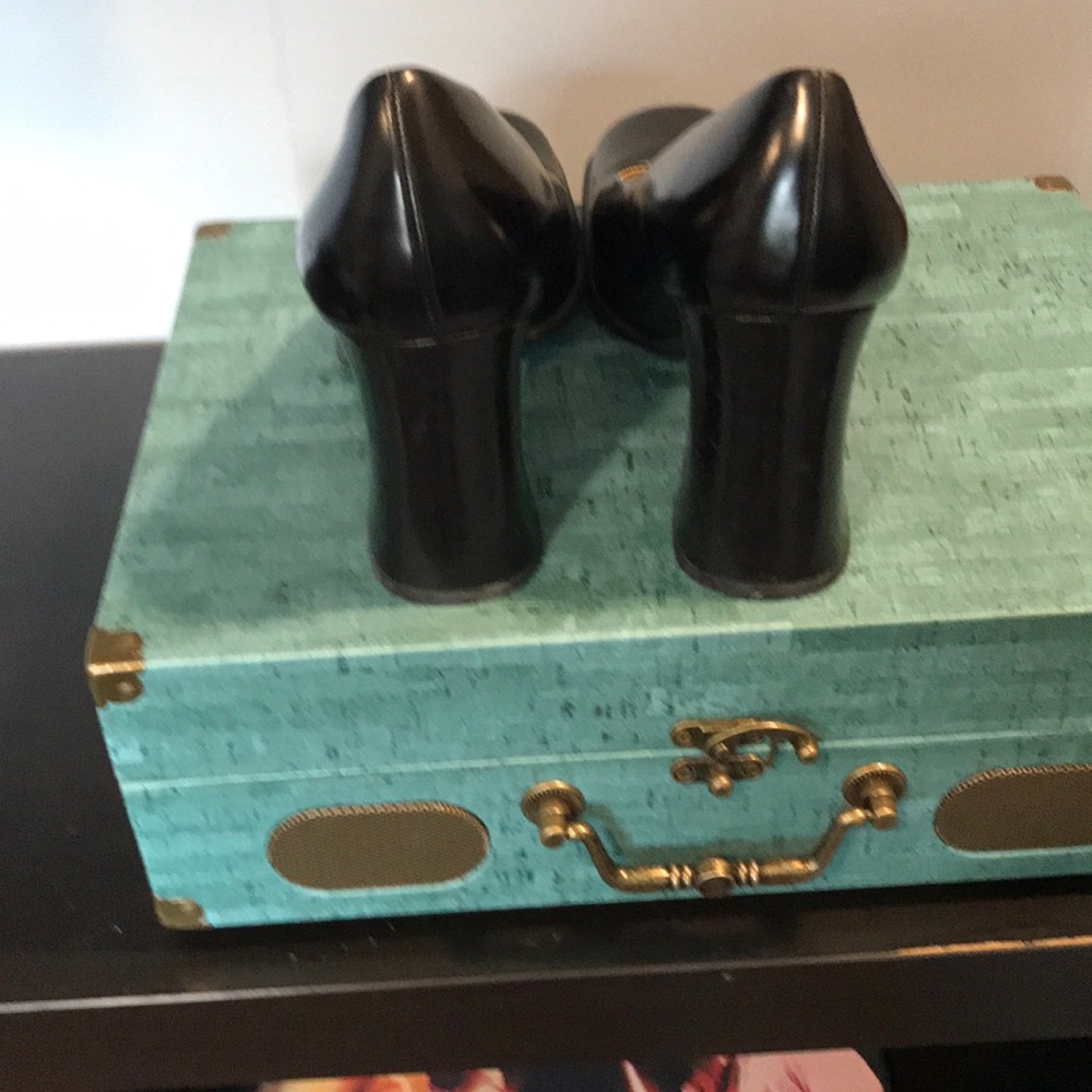 Black size 10 Italian shoes - Picture 3 of 6